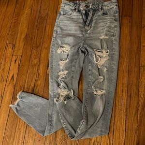 Light wash, super stretchy ripped jeans